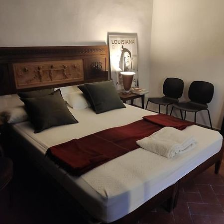 Lovely Portion Of Property Near Piazza Santo Spirito Florence Luaran gambar